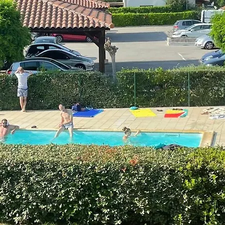 Appartamento Smart & Art With Pool And Bbq Tolosa